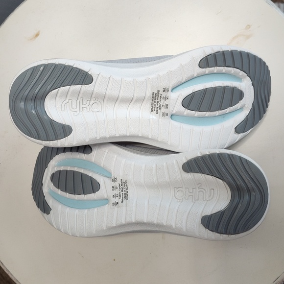 Ryka Sneakers 7w - Picture 4 of 7